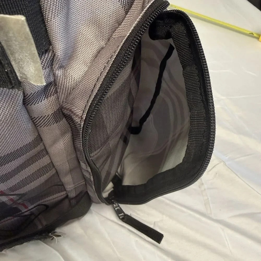 VintageBurton Metalhead Grey Brown Plaid 26L Backpack Adjustable Insulated Side